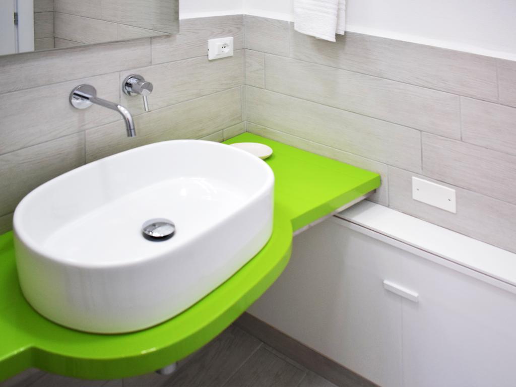 Shower Shows Marsala Zewnętrze zdjęcie